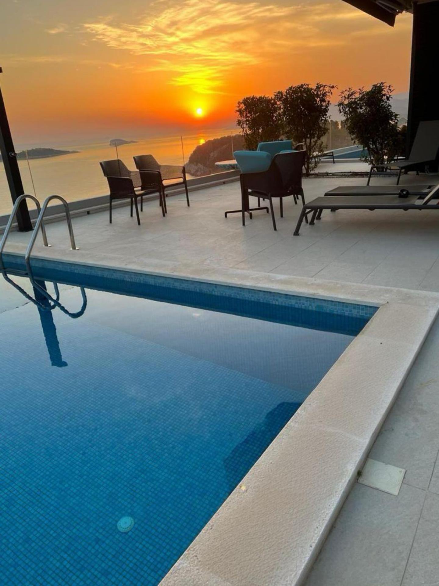 Msd Exquisite Get-a-view * Cavtat